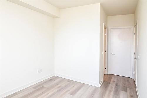 385 Winston Road|Unit #307, Grimsby, ON - Indoor Photo Showing Other Room