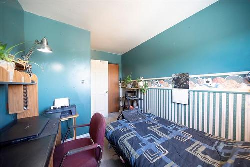 69 Cranbrook Drive, Hamilton, ON - Indoor Photo Showing Bedroom