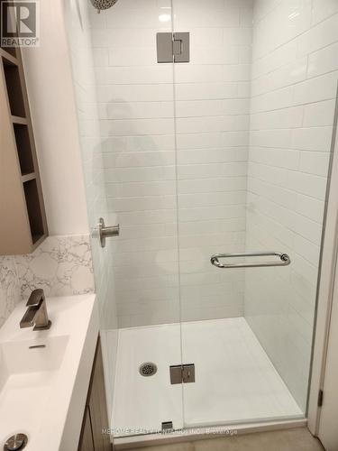 1101 - 319 Jarvis Street, Toronto, ON - Indoor Photo Showing Bathroom