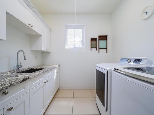 1519 Spruce Drive, Golden, BC - Indoor Photo Showing Laundry Room