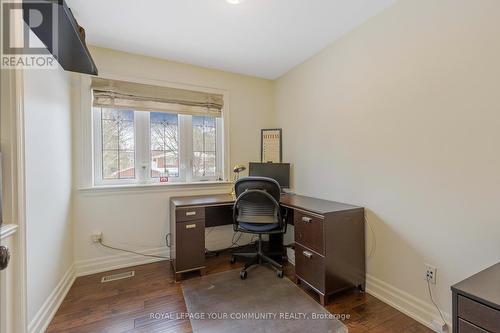 45 Cynthia Cres, Richmond Hill, ON - Indoor Photo Showing Office