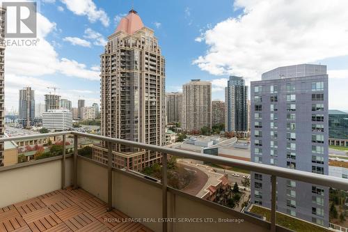 #1801 -350 Princess Royal Dr, Mississauga, ON - Outdoor With Balcony With View