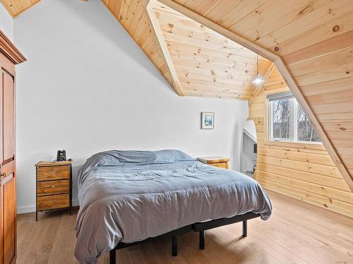Chambre Ã Â coucher - 234 Ch. Des Cormiers, Piedmont, QC - Indoor Photo Showing Bedroom