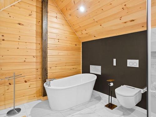 Salle de bains - 234 Ch. Des Cormiers, Piedmont, QC - Indoor Photo Showing Bathroom
