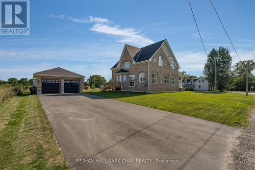 43 Wellington St E, Clearview, ON - Outdoor