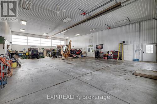 481 Lynden Road, Brant, ON - Indoor Photo Showing Garage