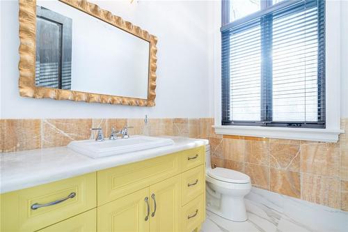 1250 Lakeshore Road W, St. Catharines, ON - Indoor Photo Showing Bathroom