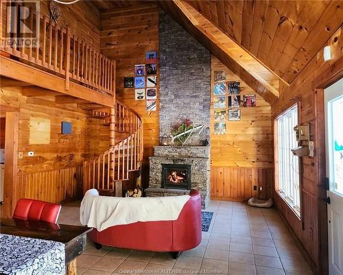 629 Cherryvale Rd, Canaan Forks, NB - Indoor With Fireplace