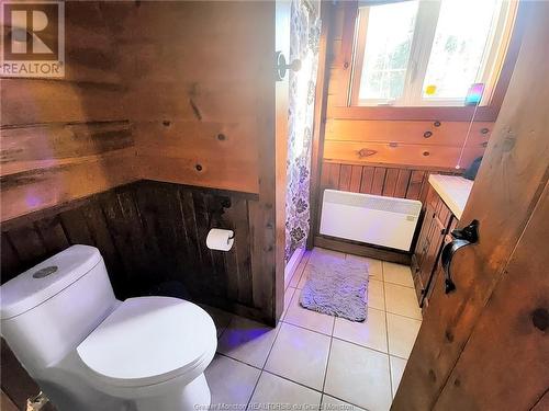 629 Cherryvale Rd, Canaan Forks, NB - Indoor Photo Showing Bathroom