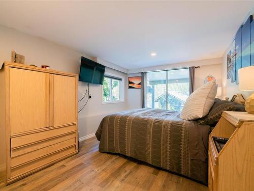 4744 Brenton Page Rd, Ladysmith, BC - Indoor Photo Showing Bedroom
