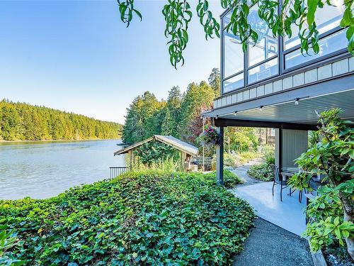 4744 Brenton Page Rd, Ladysmith, BC - Outdoor With Body Of Water