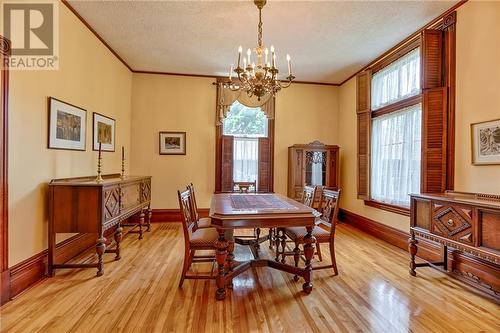 80 Munroe Avenue E, Renfrew, ON - Indoor Photo Showing Dining Room