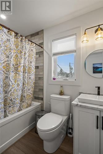 16 Tranquil Place, Paradise, NL - Indoor Photo Showing Bathroom