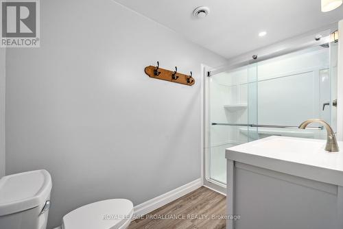 18 Main St, Tyendinaga, ON - Indoor Photo Showing Bathroom