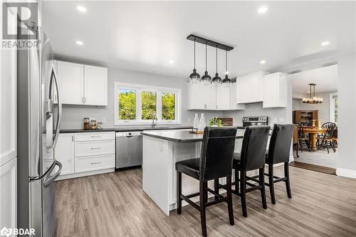 18 Main Street, Marysville, ON - Indoor Photo Showing Kitchen With Upgraded Kitchen