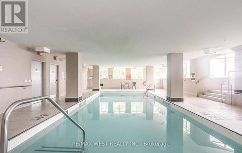 #313 -354 Atherley Rd, Orillia, ON - Indoor Photo Showing Other Room With In Ground Pool