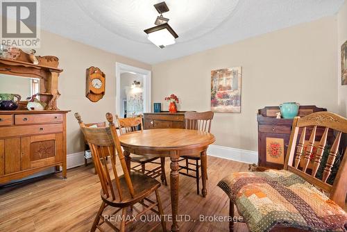 117 Bridge Street W, Belleville, ON - Indoor Photo Showing Dining Room
