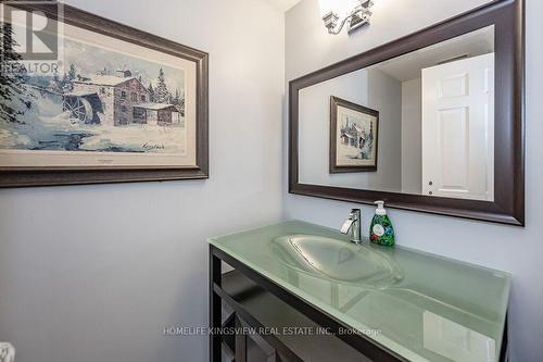 44 Ridgewood Cres, Cambridge, ON - Indoor Photo Showing Bathroom