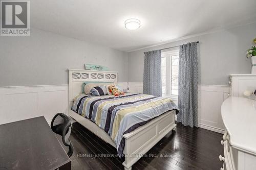 44 Ridgewood Cres, Cambridge, ON - Indoor Photo Showing Bedroom