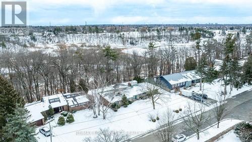 540 Sir Richard'S Road, Mississauga, ON - Outdoor With View