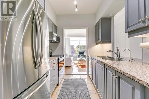 #406 -2 Edith Dr, Toronto, ON - Indoor Photo Showing Kitchen With Stainless Steel Kitchen With Double Sink With Upgraded Kitchen