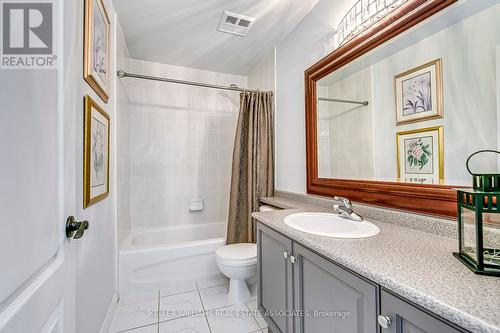 406 - 2 Edith Drive, Toronto, ON - Indoor Photo Showing Bathroom