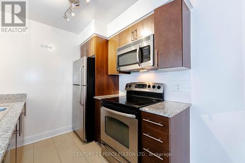 706 - 2191 Yonge Street, Toronto, ON - Indoor Photo Showing Kitchen With Stainless Steel Kitchen