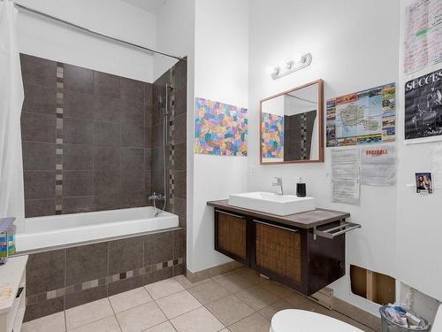 Salle de bains - 303-4270 Av. Papineau, Montréal (Le Plateau-Mont-Royal), QC - Indoor Photo Showing Bathroom