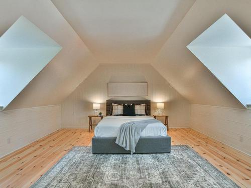 Chambre Ã Â coucher - 37 Ch. De Beaune, Saint-Adolphe-D'Howard, QC - Indoor Photo Showing Bedroom