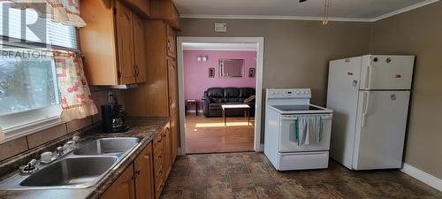38 Burin Bay Crescent, Burin, NL - Indoor Photo Showing Laundry Room