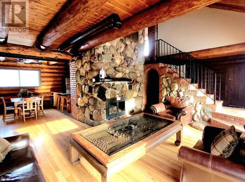 4096 Toby Creek  Road, Invermere, BC - Indoor Photo Showing Living Room With Fireplace