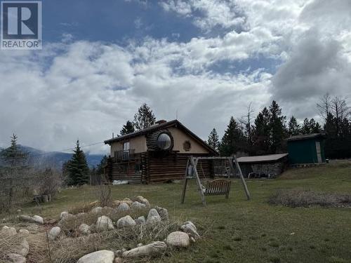 4096 Toby Creek  Road, Invermere, BC - Outdoor