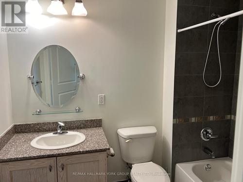 #1806 -1665 The College Way, Mississauga, ON - Indoor Photo Showing Bathroom
