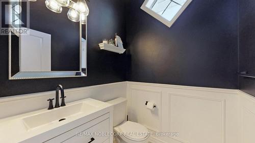 1627 Angus St, Innisfil, ON - Indoor Photo Showing Bathroom