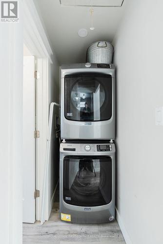 3123 Goldstein Rd, Severn, ON - Indoor Photo Showing Laundry Room