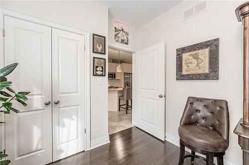 6186 Dorchester Road|Unit #102, Niagara Falls, ON - Indoor Photo Showing Other Room