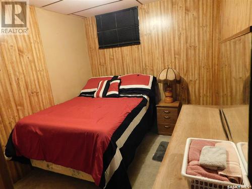 316 Centre Street, Coronach, SK - Indoor Photo Showing Bedroom