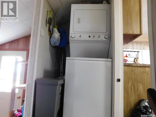 316 Centre Street, Coronach, SK - Indoor Photo Showing Laundry Room