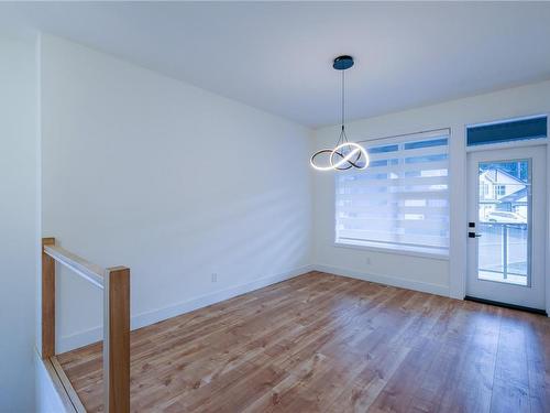 215 Fleming Pl, Nanaimo, BC - Indoor Photo Showing Other Room