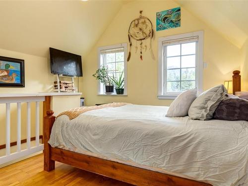 A-289 Boardwalk Ave, Ucluelet, BC - Indoor Photo Showing Bedroom