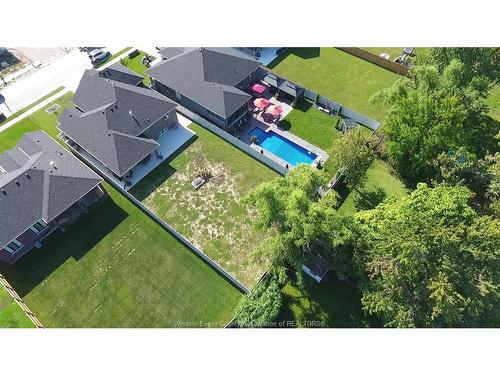 35 Belleview Drive, Kingsville, ON 