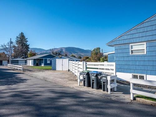 324 Windsor Avenue, Penticton, BC - Outdoor