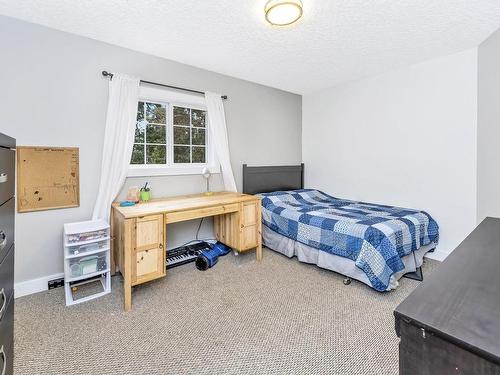 2586 Rainville Rd, Langford, BC - Indoor Photo Showing Bedroom