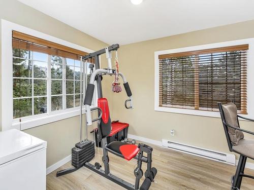 2586 Rainville Rd, Langford, BC - Indoor Photo Showing Gym Room