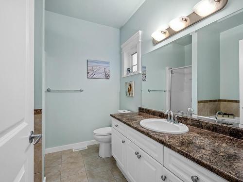 61-2001 Blue Jay Pl, Courtenay, BC - Indoor Photo Showing Bathroom