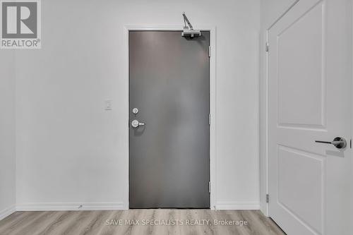 #407 -1098 Paisley Rd E, Guelph, ON - Indoor Photo Showing Other Room