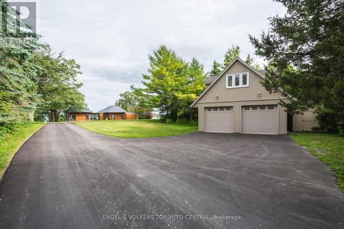 131 Peats Point Rd, Prince Edward County, ON - Outdoor