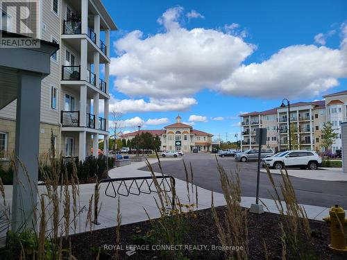 #129 -50 Lakebreeze Dr, Clarington, ON - Outdoor With Balcony