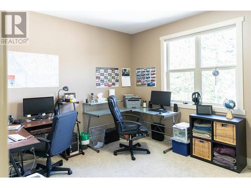 2592 Alpen Paradies Road Unit# 56 Lot# Sl 68, Blind Bay, BC - Indoor Photo Showing Office