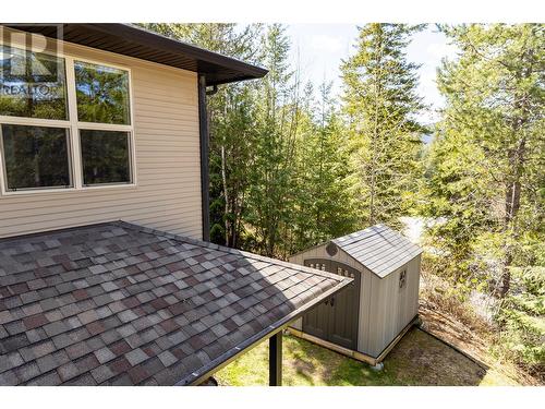 2592 Alpen Paradies Road Unit# 56, Blind Bay, BC - Outdoor With Exterior